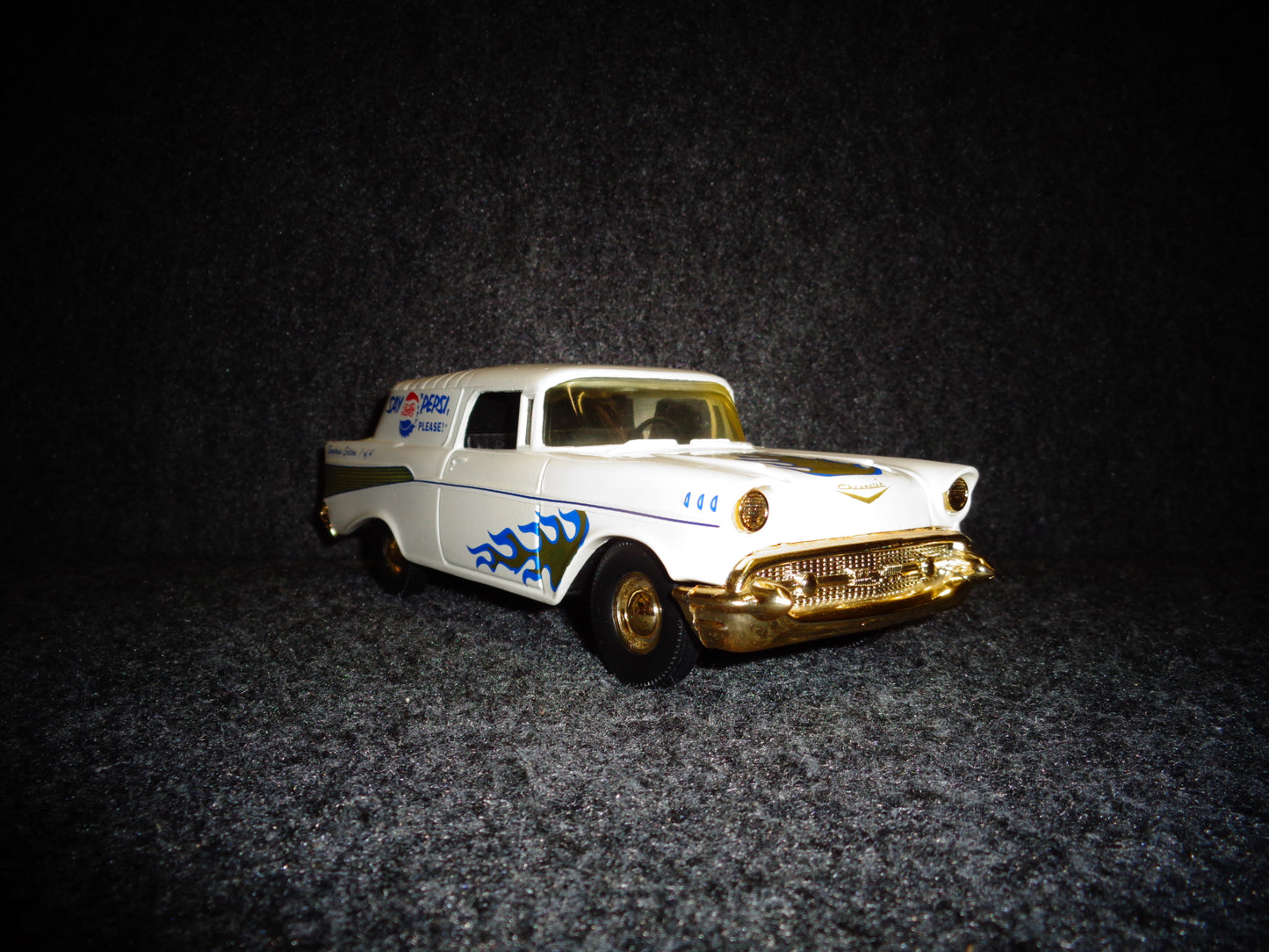 Pepsi 1957 Chevrolet Bel-Air Nomad - Special Employee Edition