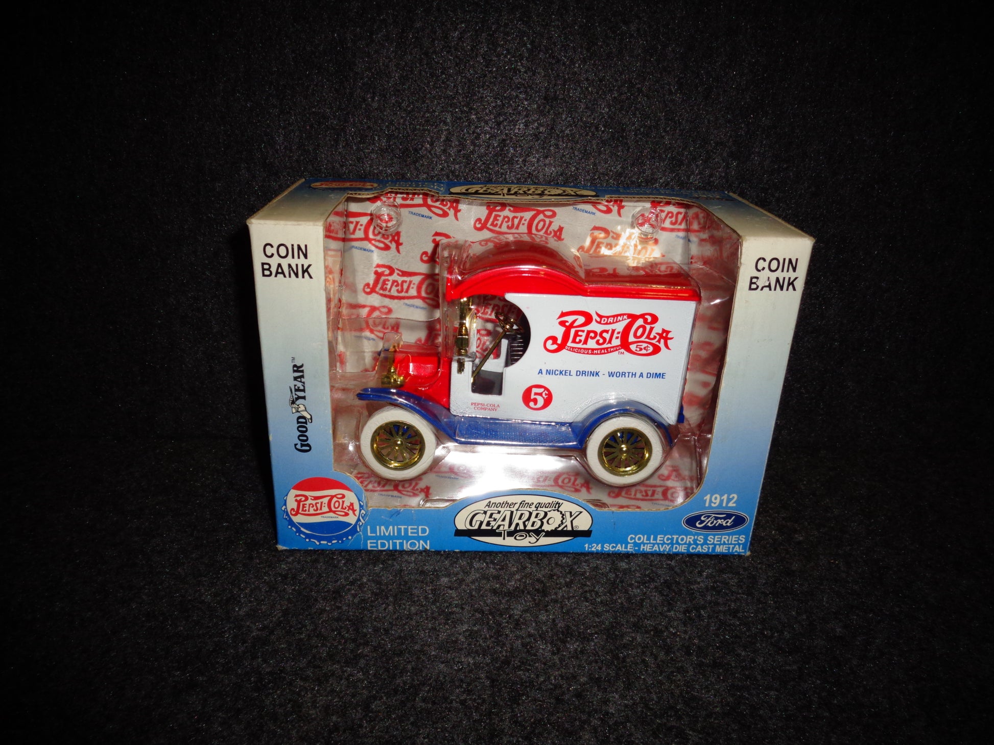 Pepsi Cola 1912 Ford Model T Delivery Car