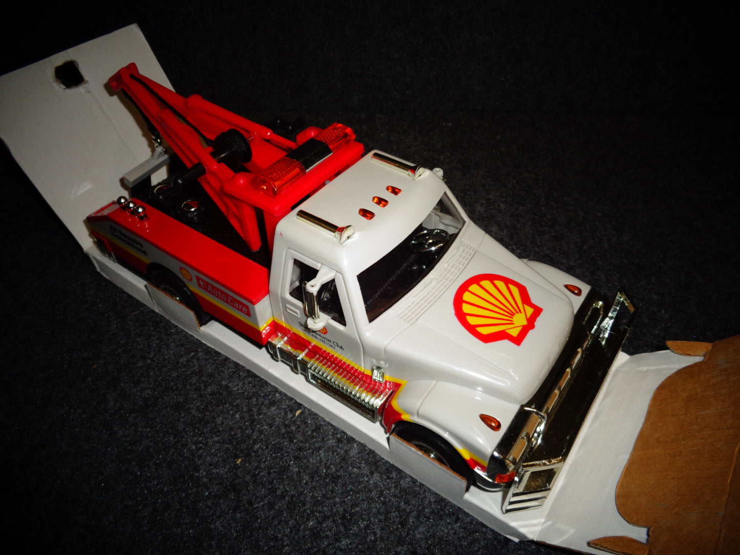 Shell Motorist Club 1997 Tow Truck Chrome