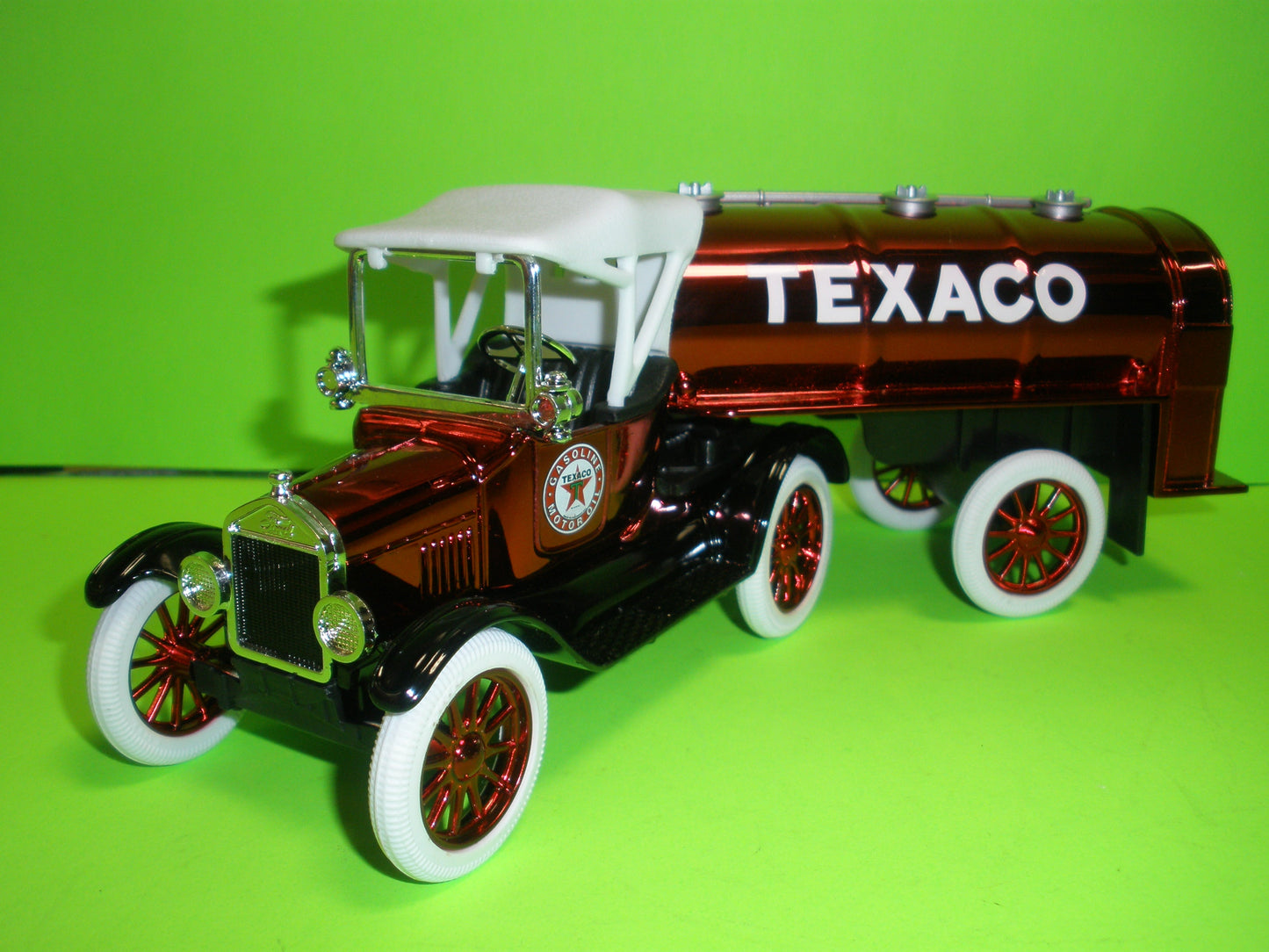 Texaco 1918 Ford Runabout & Tanker Trailer Special Edition