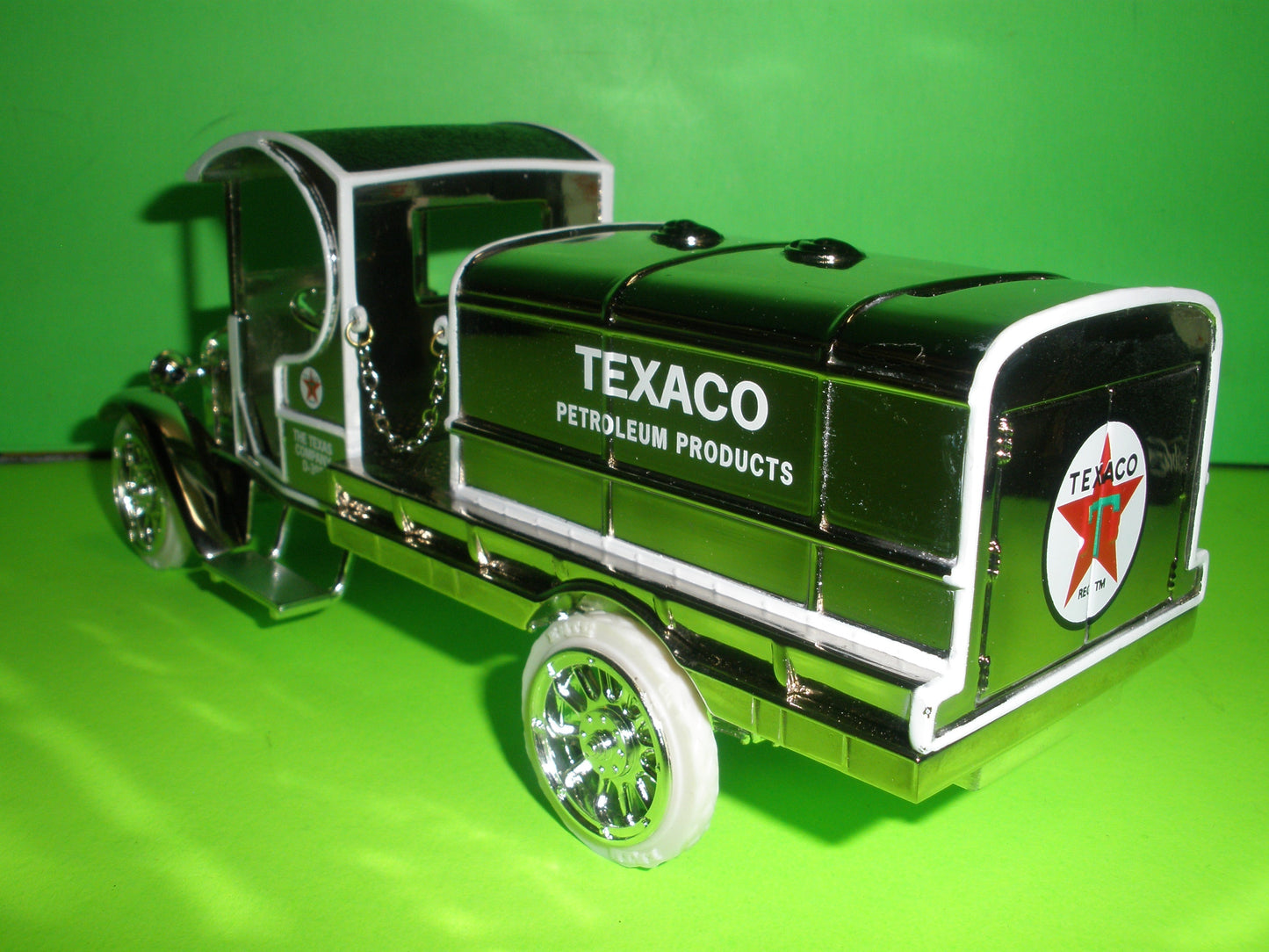 Texaco 1919 GMC Tanker Truck Special Edition