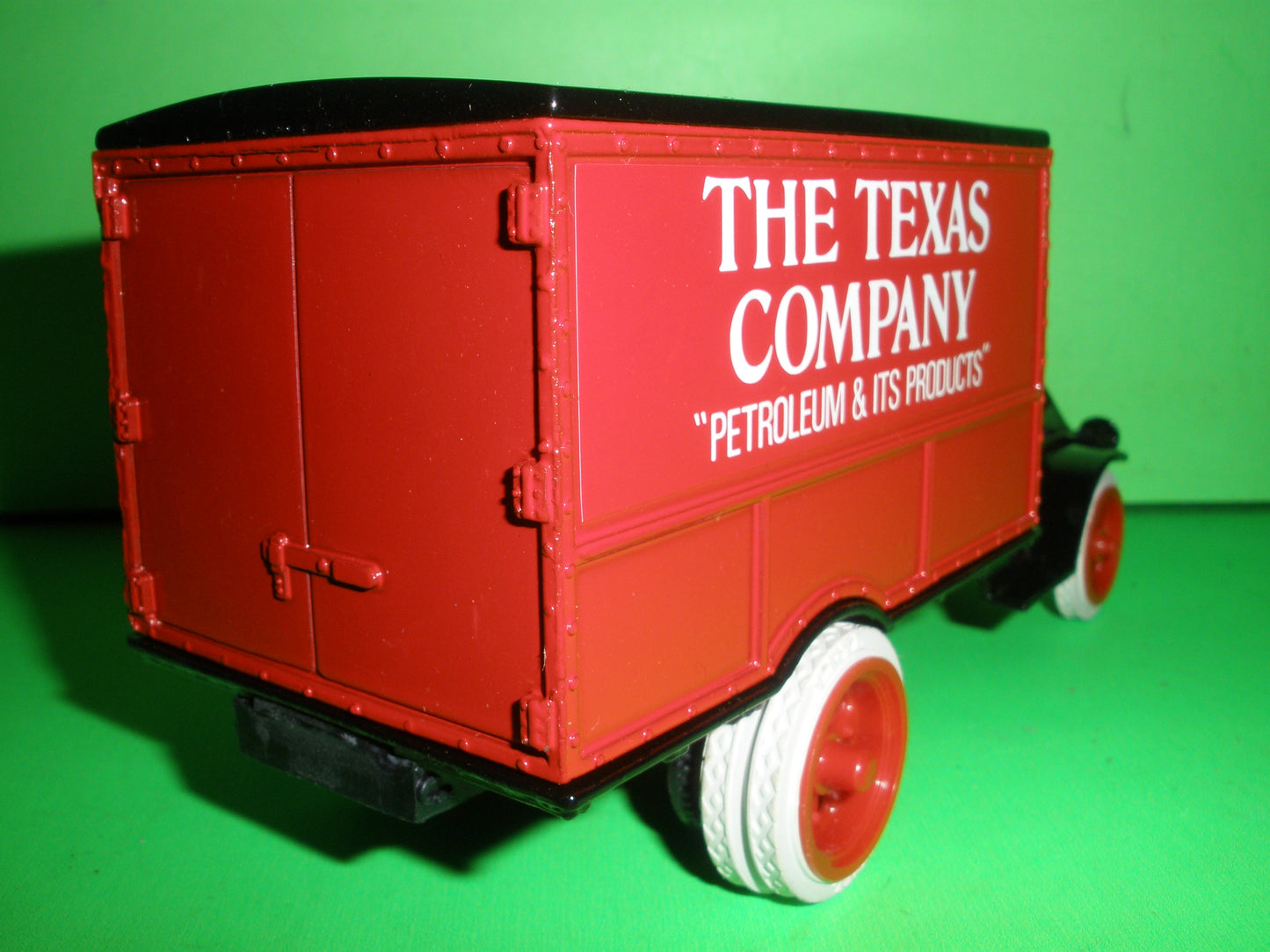 Texaco 1925 Mack Freight Truck