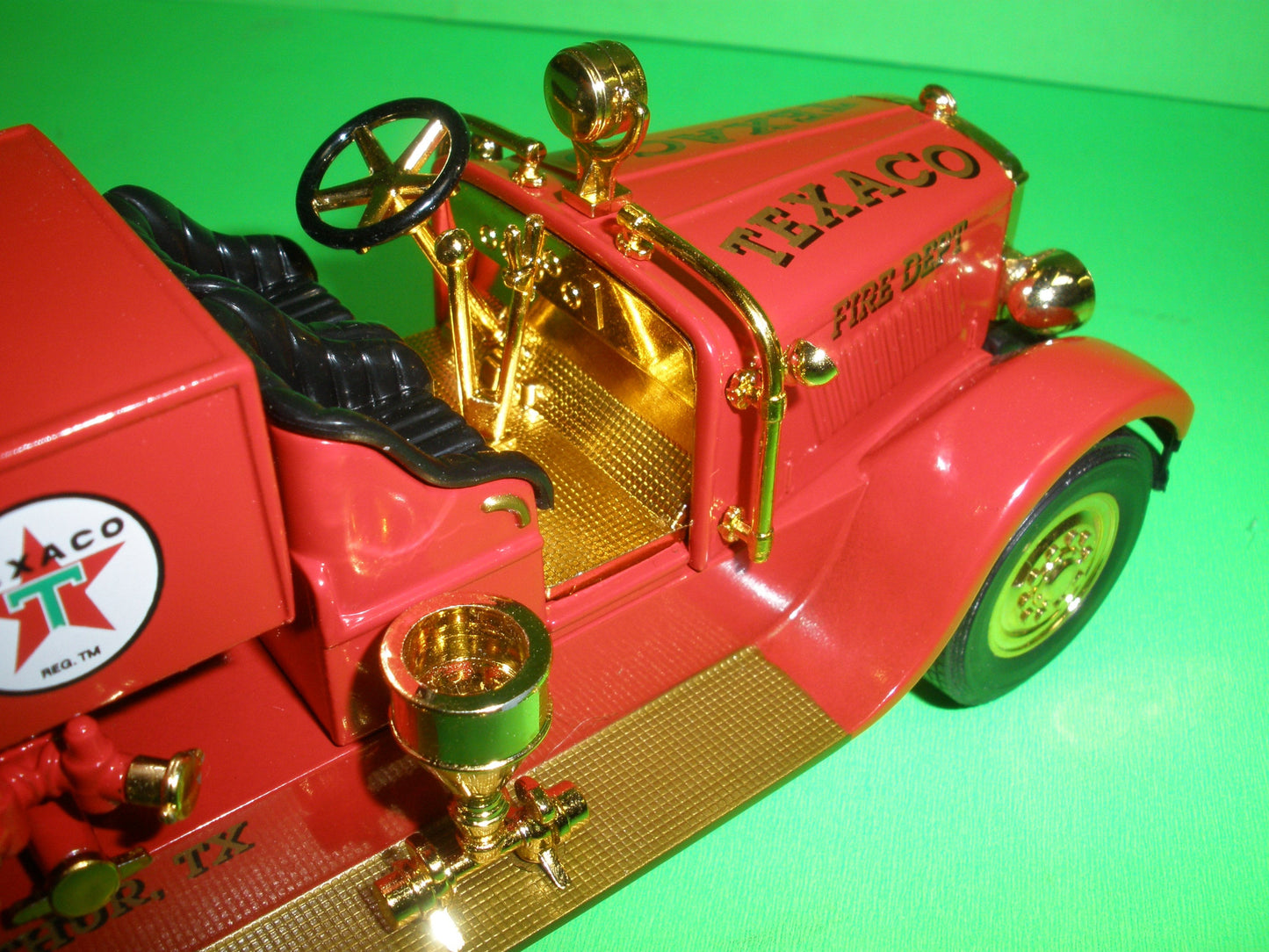 Texaco 1929 Mack Fire Truck Gold Edition