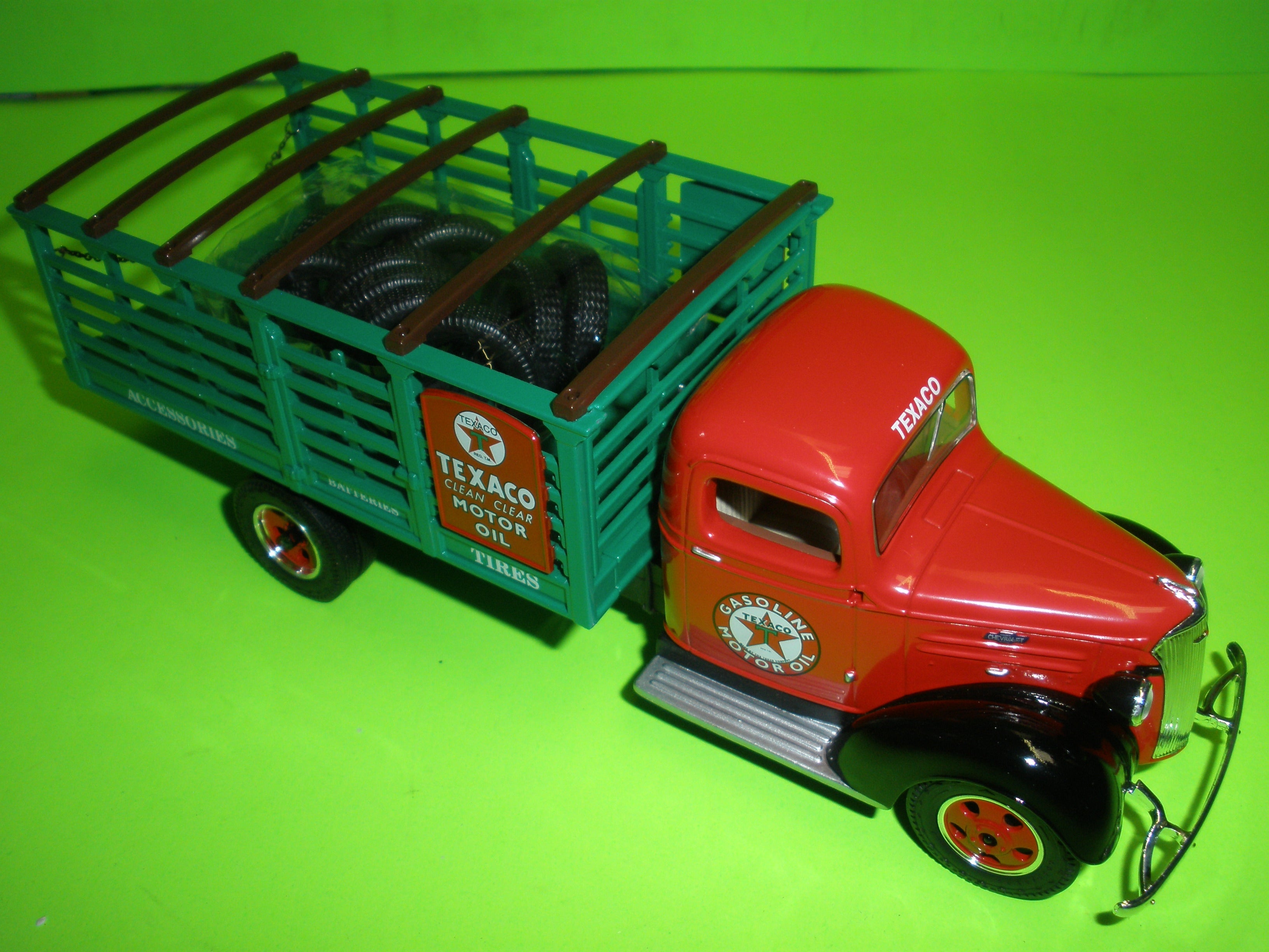 Texaco 1937 Chevrolet Stake Truck