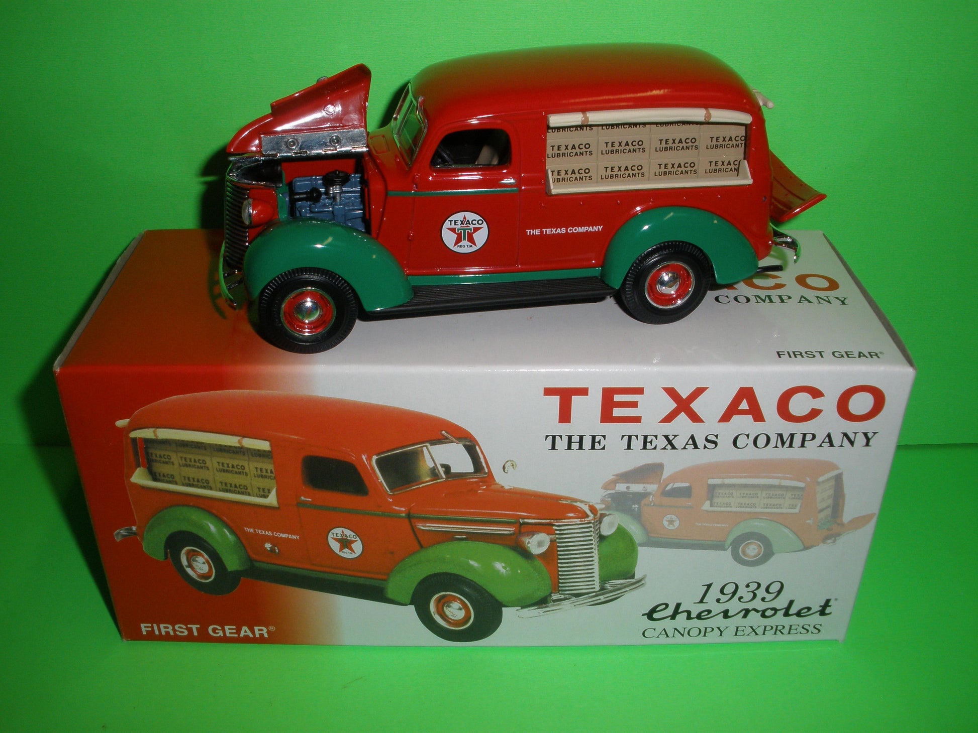 Texaco 1939 Chevrolet Canopy Express