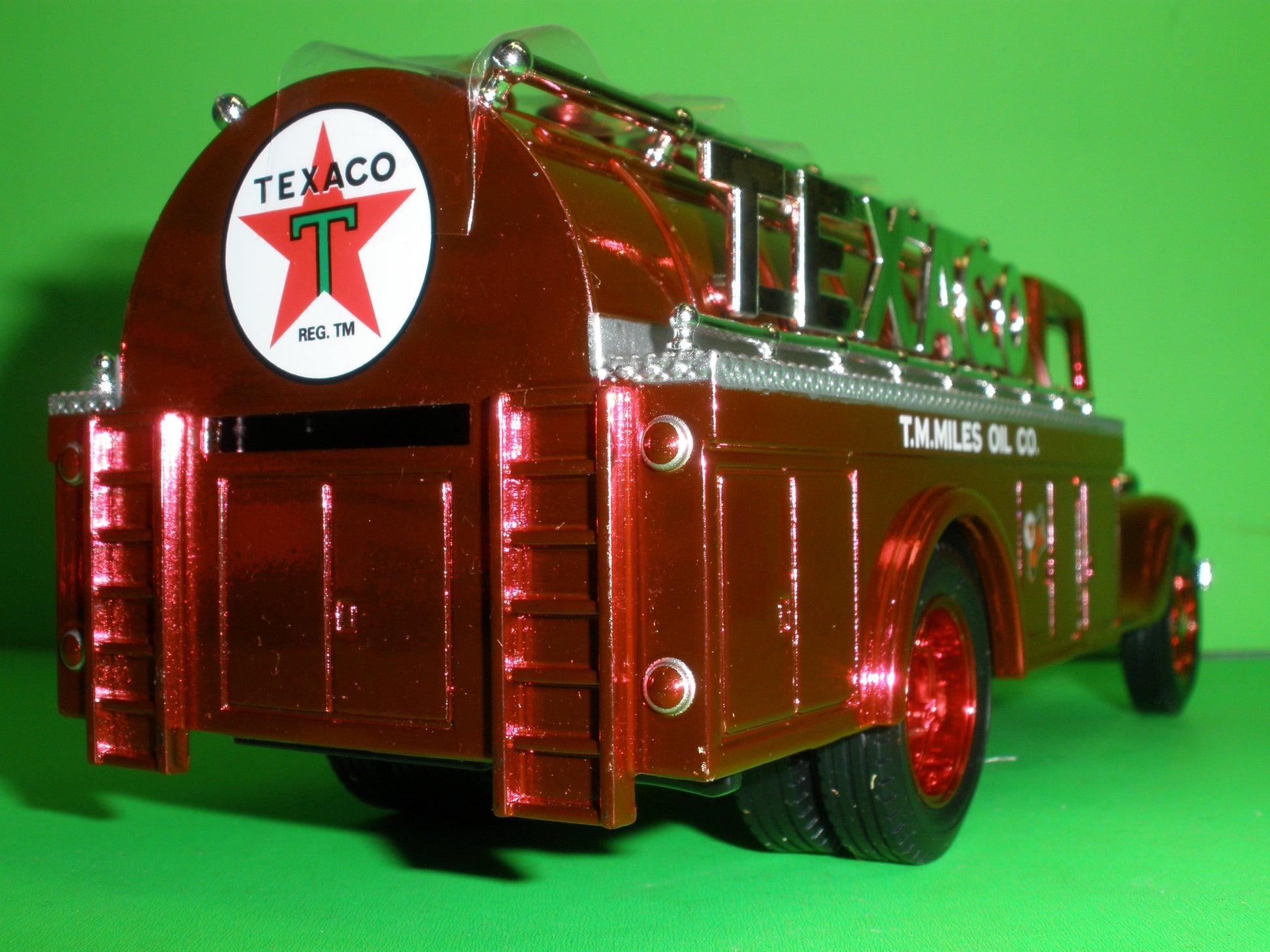 Texaco 1939 Studebaker Tanker Truck Special Edition