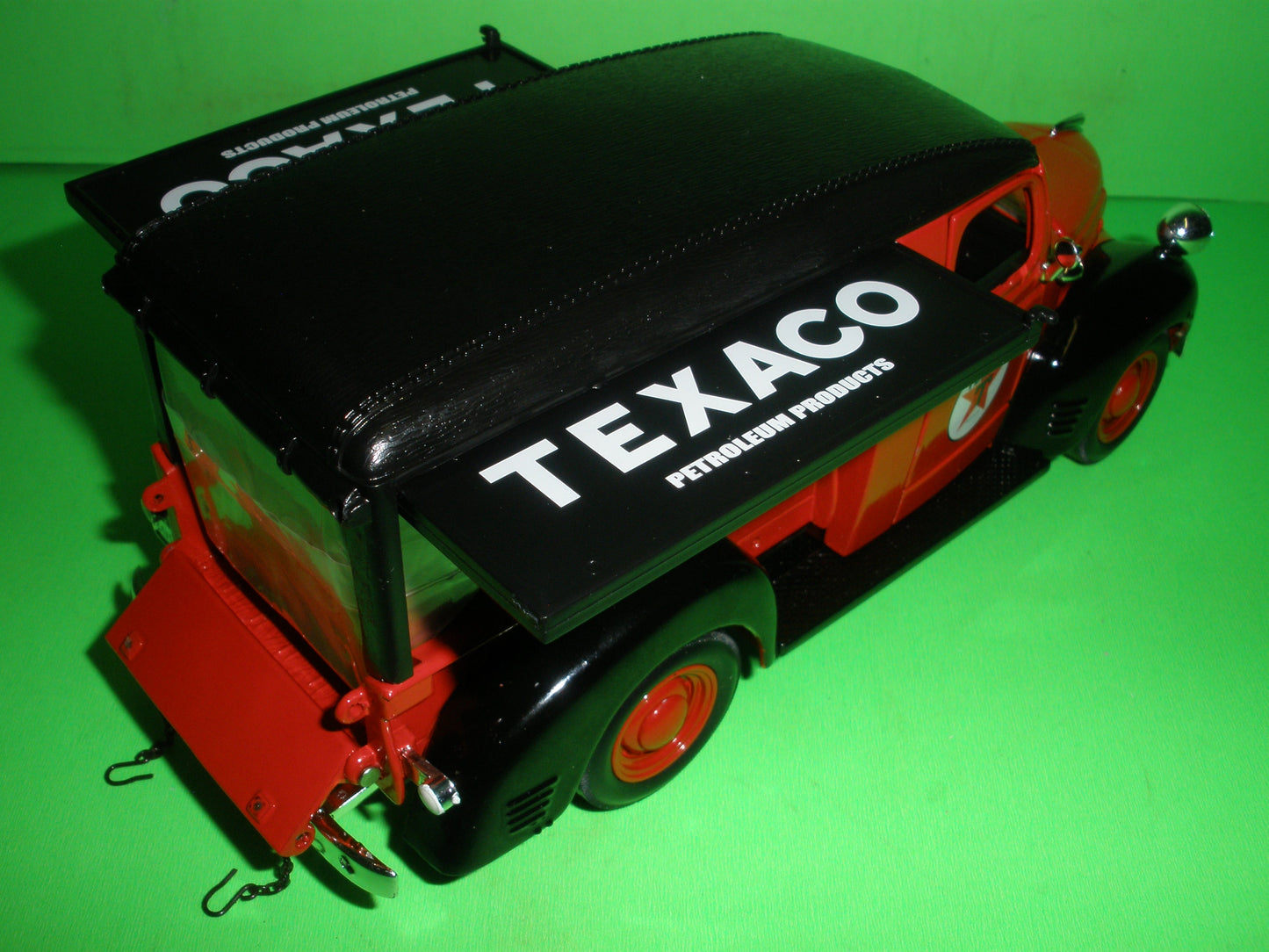 Texaco 1947 Dodge Canopy Truck Regular Edition
