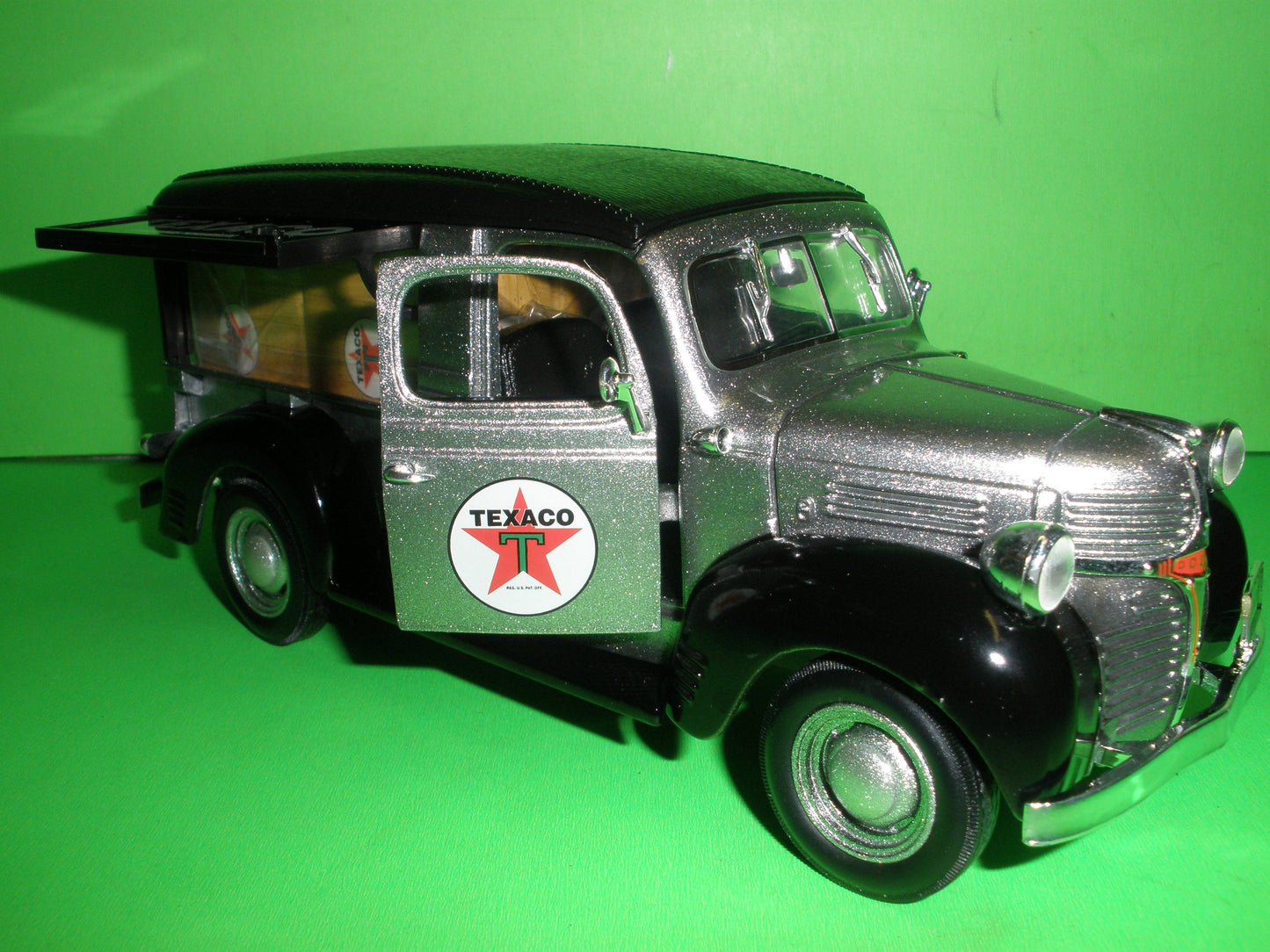 Texaco 1947 Dodge Canopy Truck Special Edition