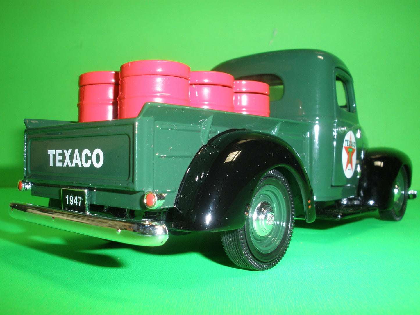 Texaco 1947 International KB-1 Pickup Truck