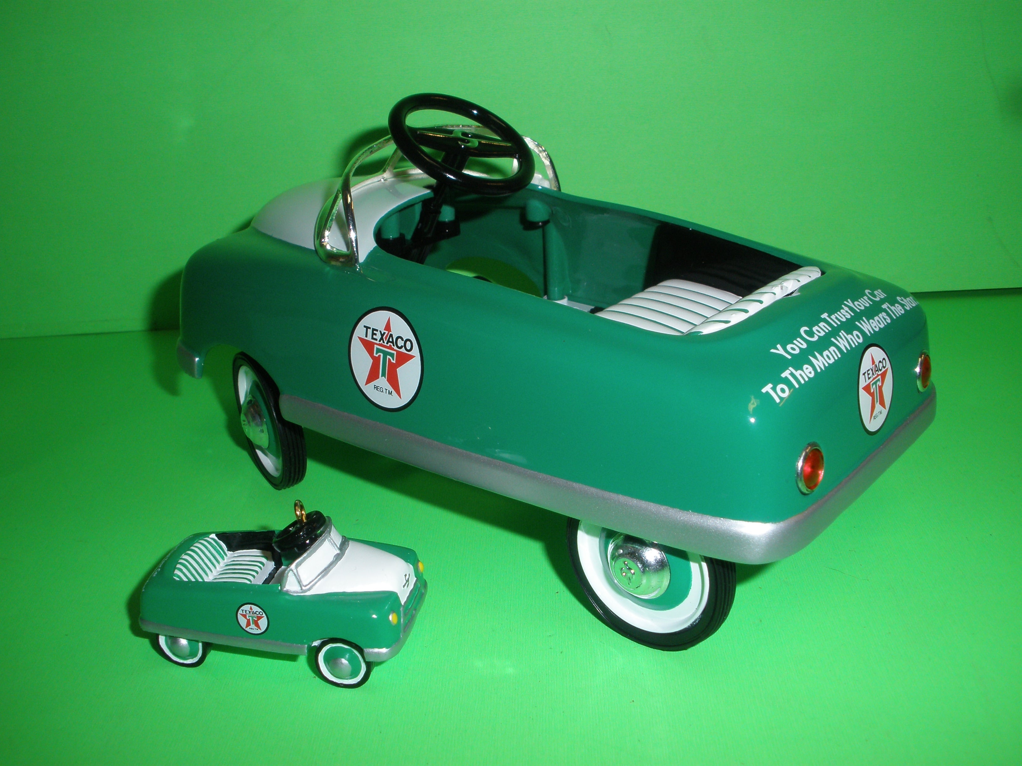 Diecast pedal cars online