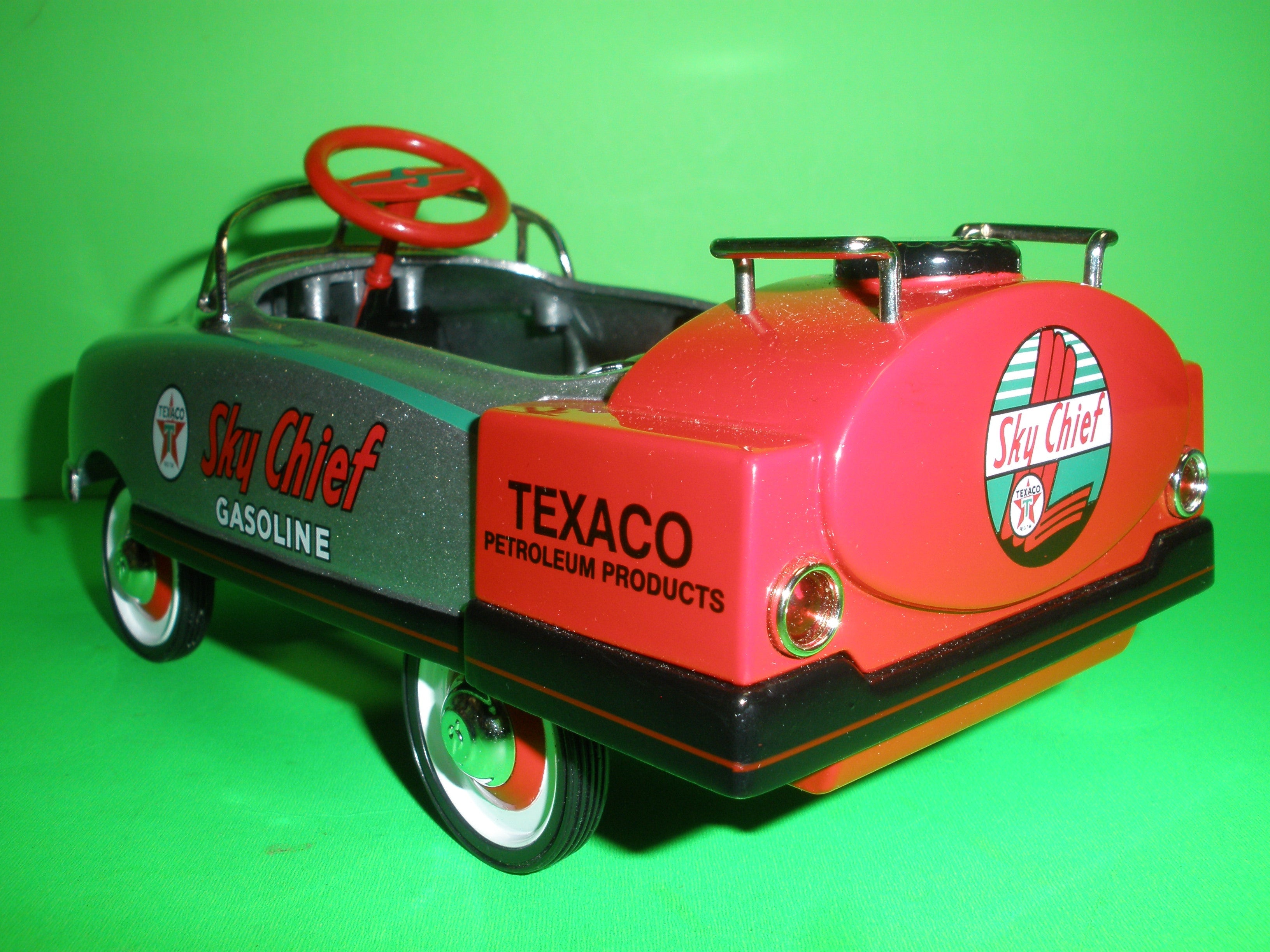 #2 - Texaco 1948 BMC Tanker Pedal Car – Texaco Toys Plus