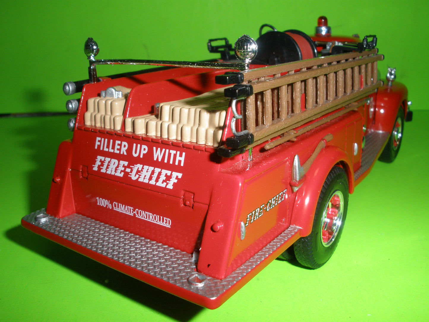 Texaco 1951 Ford Fire Truck Fire Chief Series
