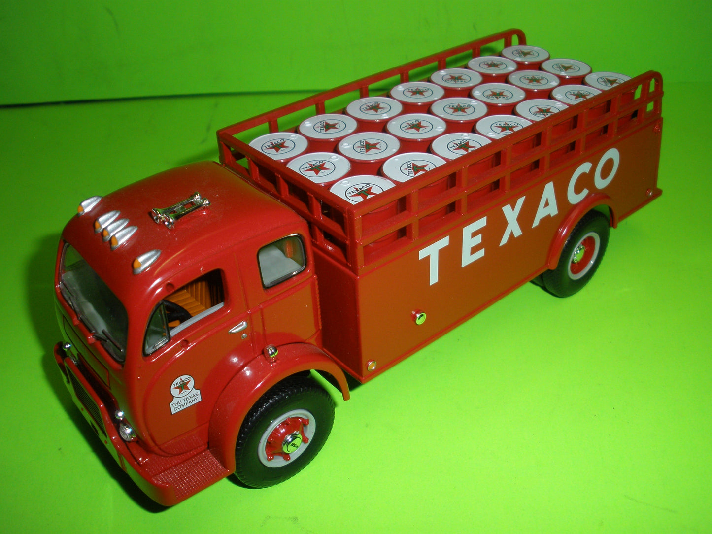 Texaco 1953 White Stake Truck Tour With Texaco Series