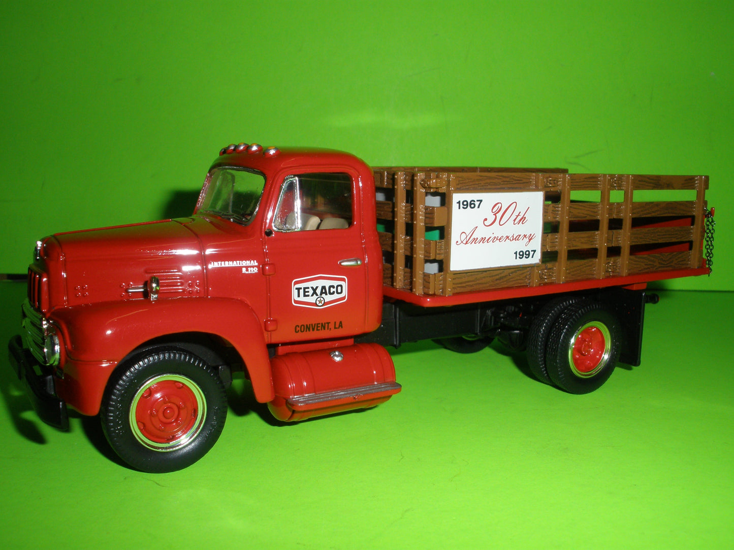 Texaco 1957 International R-190 Stake Truck Star Enterprise 30th Anniversary