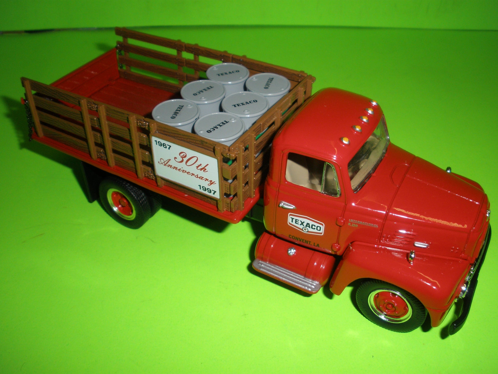 Texaco 1957 International R-190 Stake Truck Star Enterprise 30th Anniversary