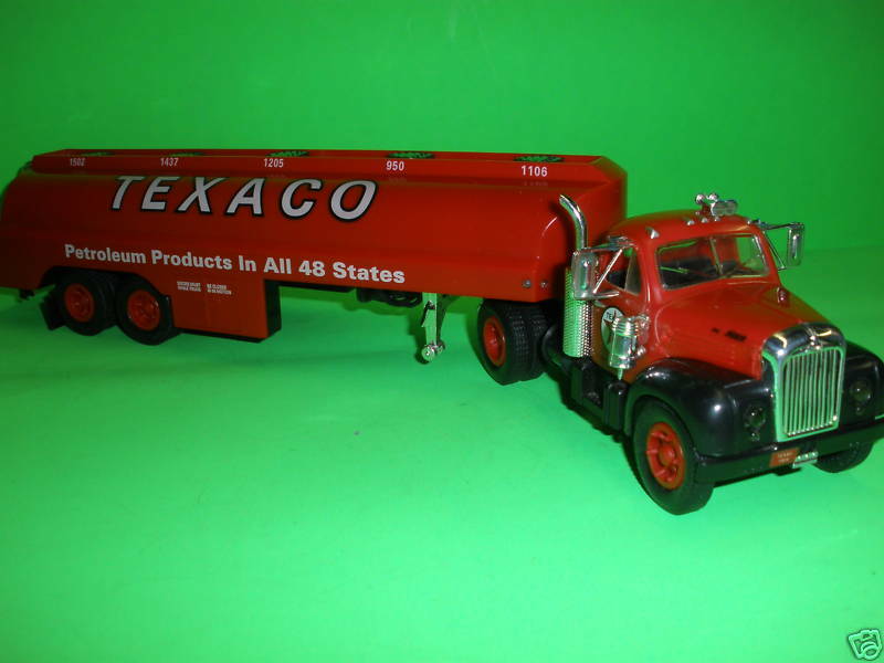 Texaco 1958 B-Mack Tanker Truck
