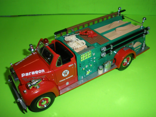 Texaco 1960 Mack B-61 Fire Truck Paragon Series