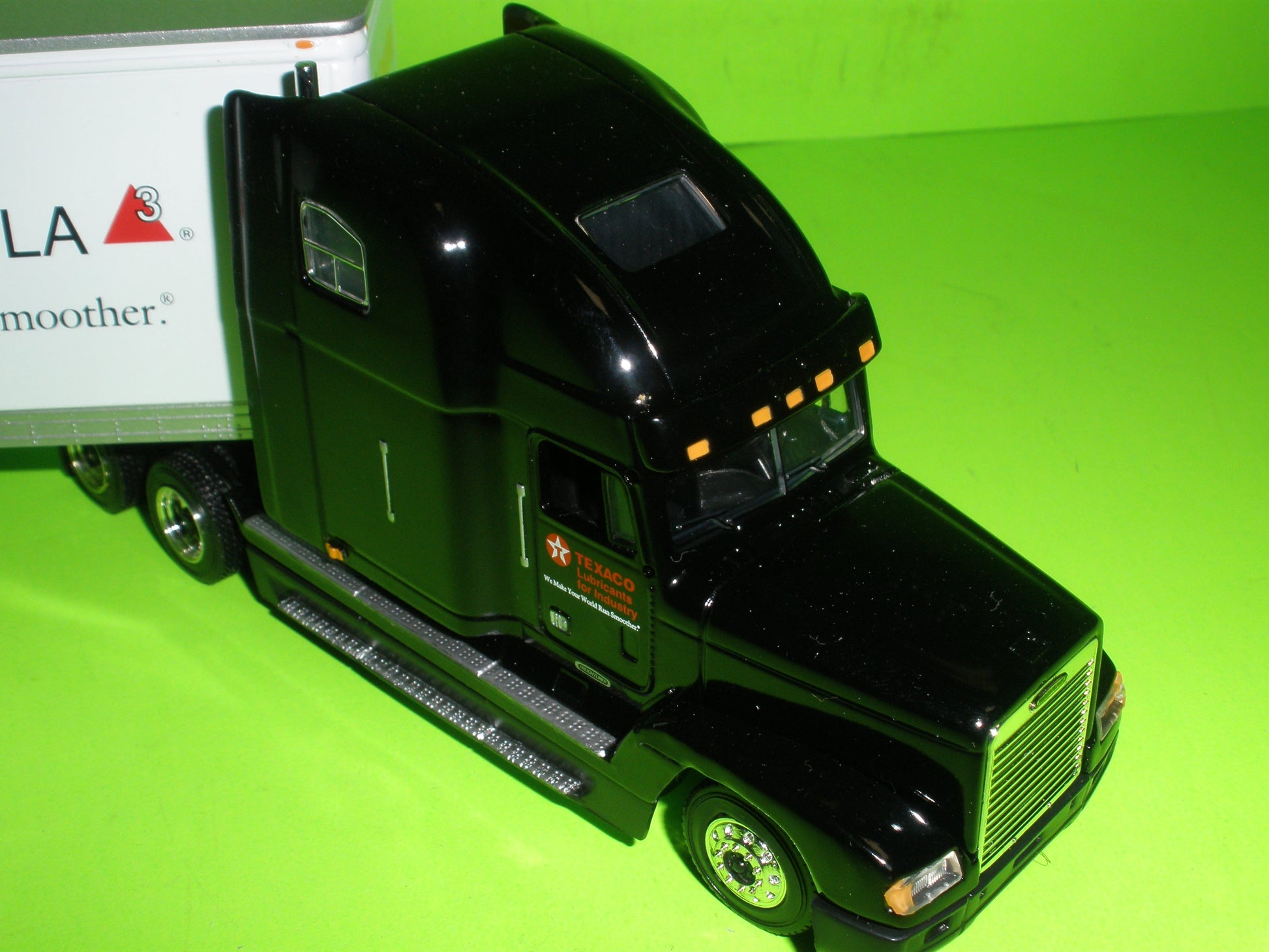 Texaco Freightliner Columbia Freight Truck Havoline Series