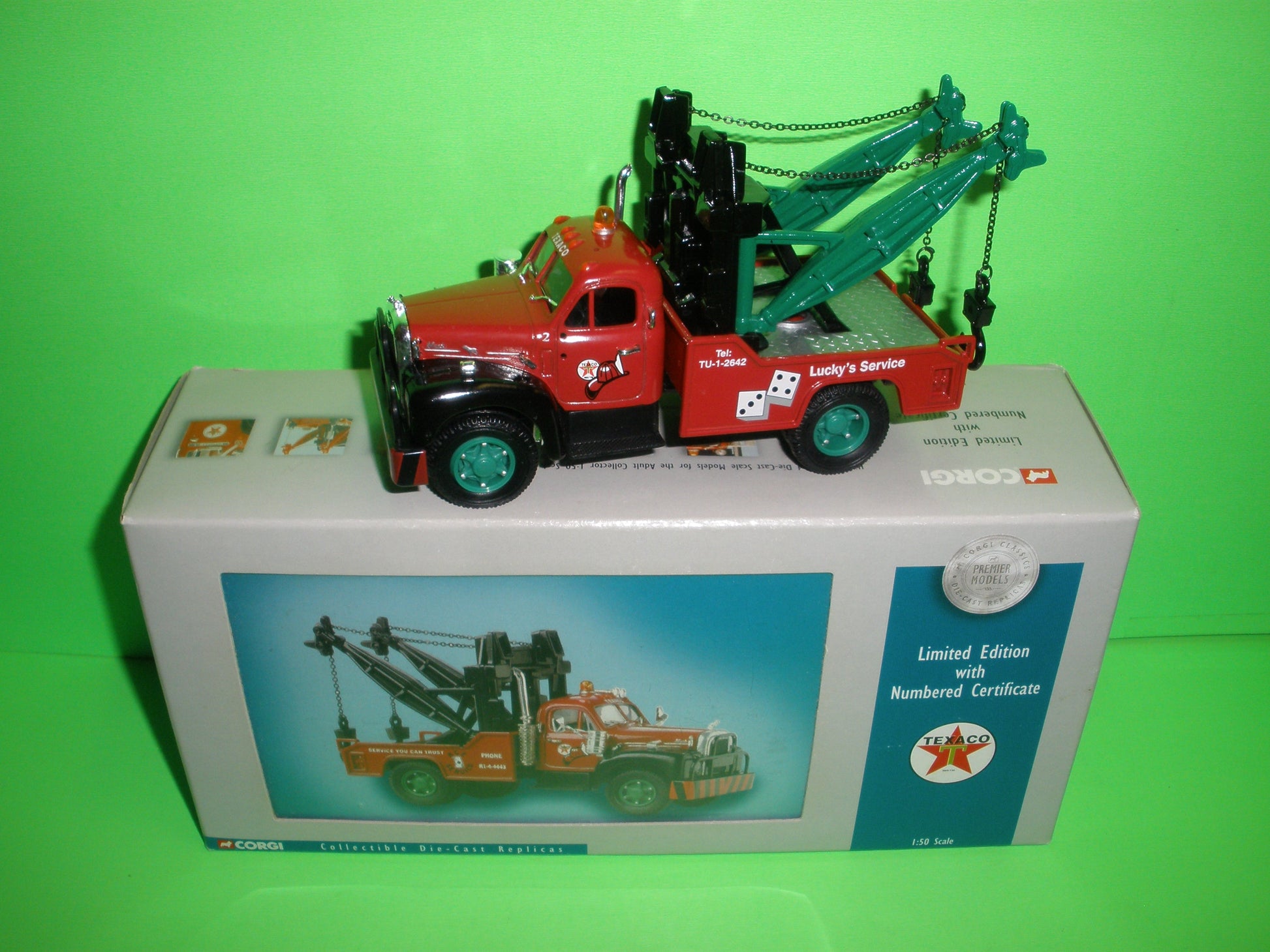 Texaco Mack B Series Tow Truck