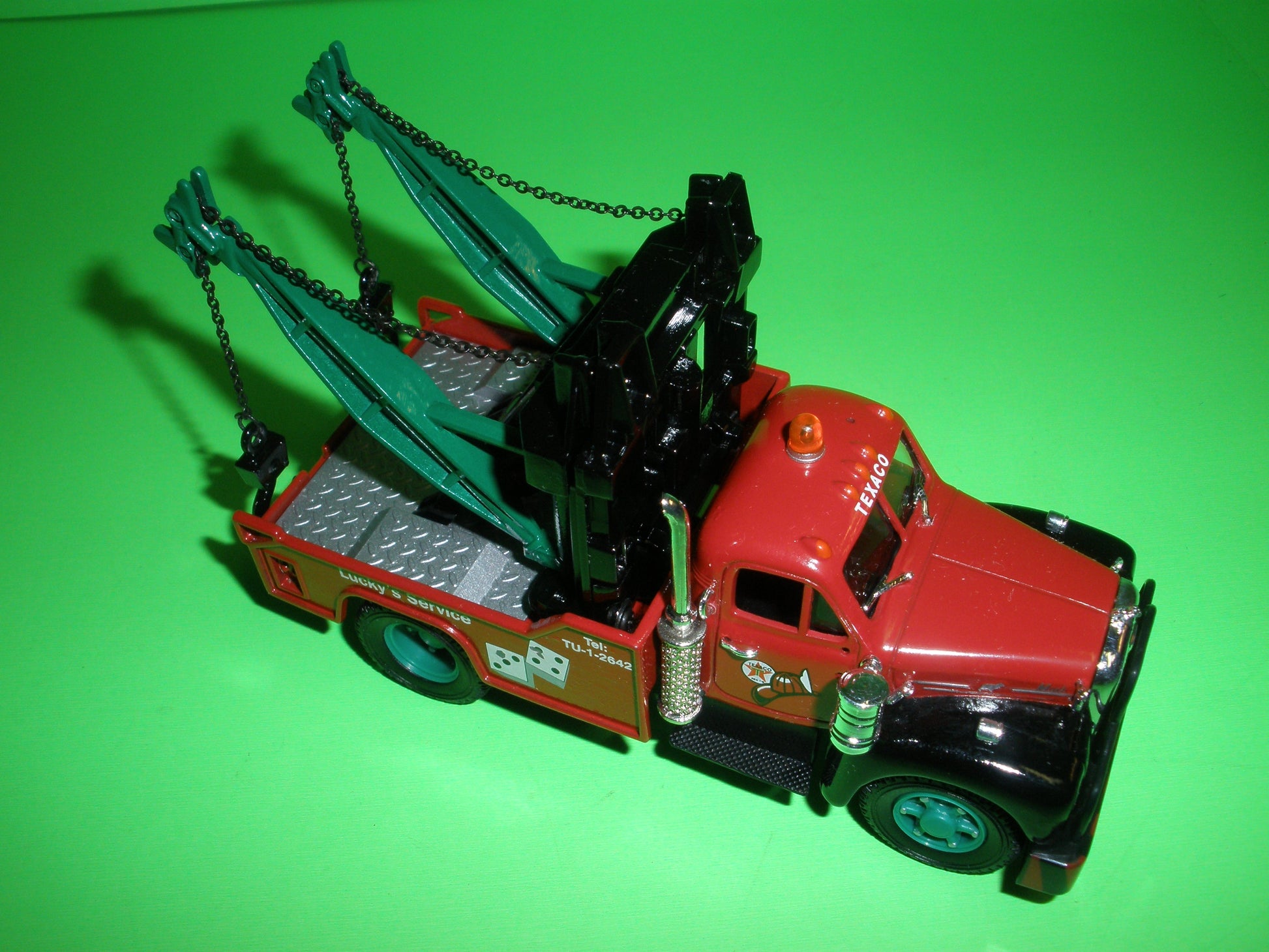 Texaco Mack B Series Tow Truck