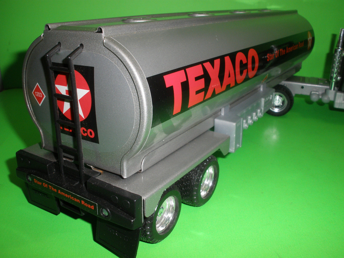 Texaco Pressed Steel Tanker Truck Black Cab