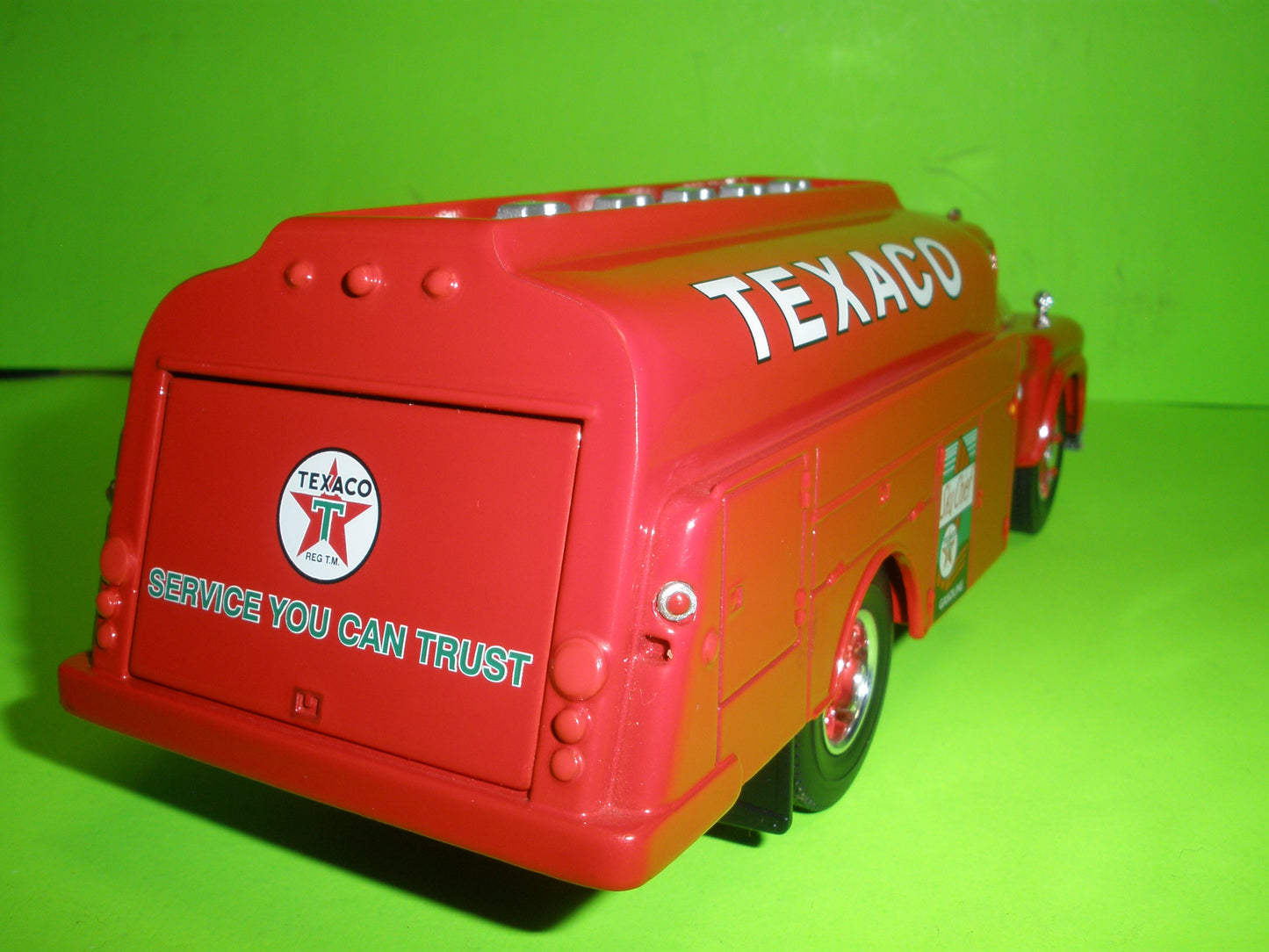 Texaco Sky Chief 1958 GMC Tanker Truck
