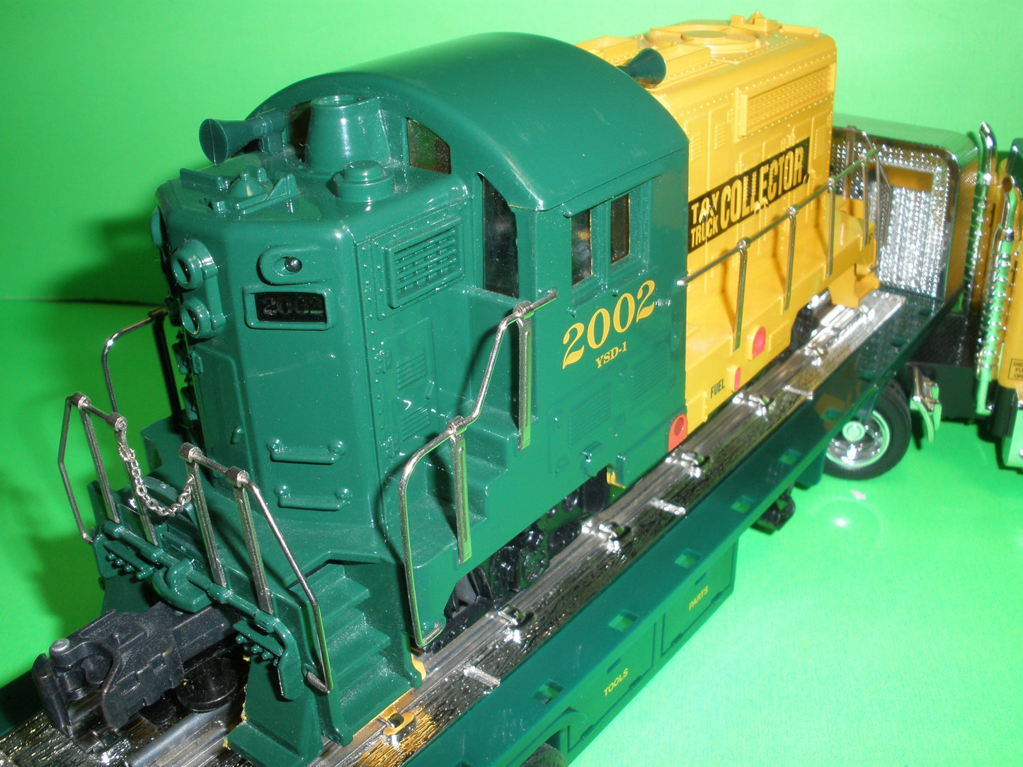 Toy Truck Collector Flatbed Truck & Powered Diesel Locomotive