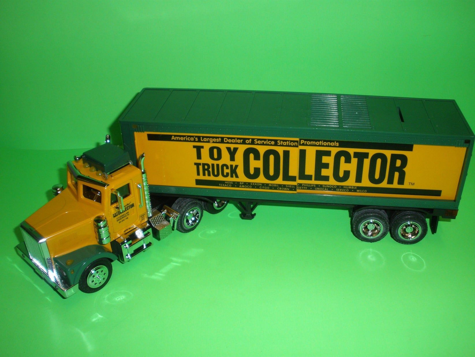 1 Toy Truck Collector Freight Truck Texaco Toys Plus